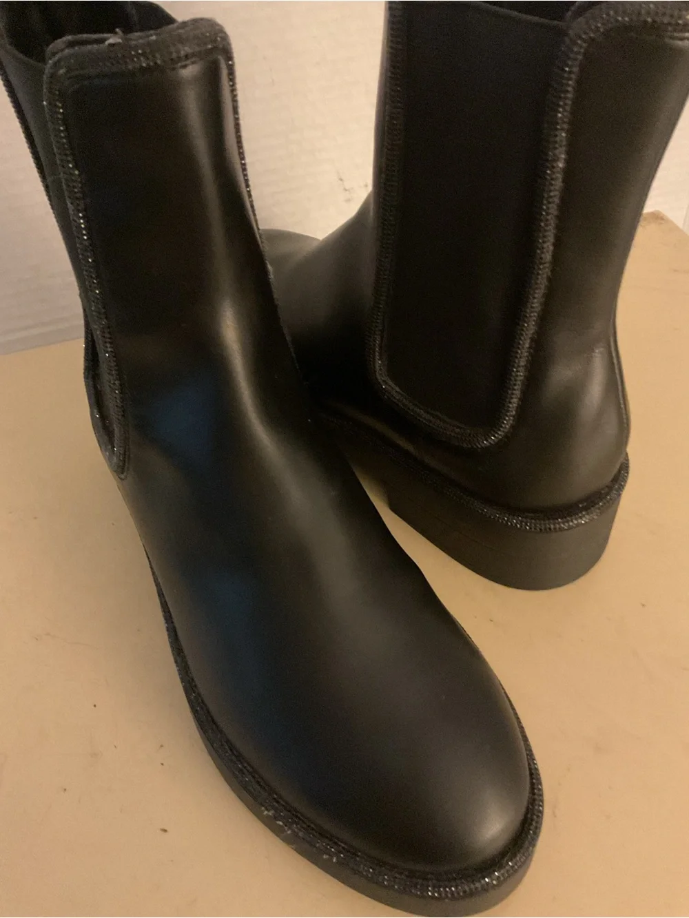 Steven By Steve Madden women Black Chelsea Platform Ankle Boots US 8.5